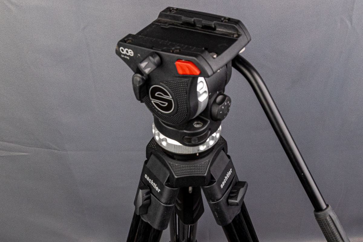 Trípode Sachtler Ace XL