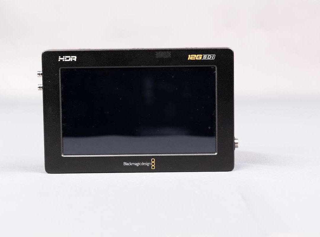 Monitor Black Magic