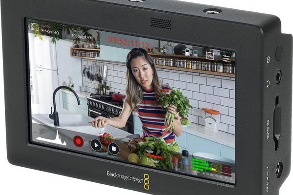 Monitor Black Magic